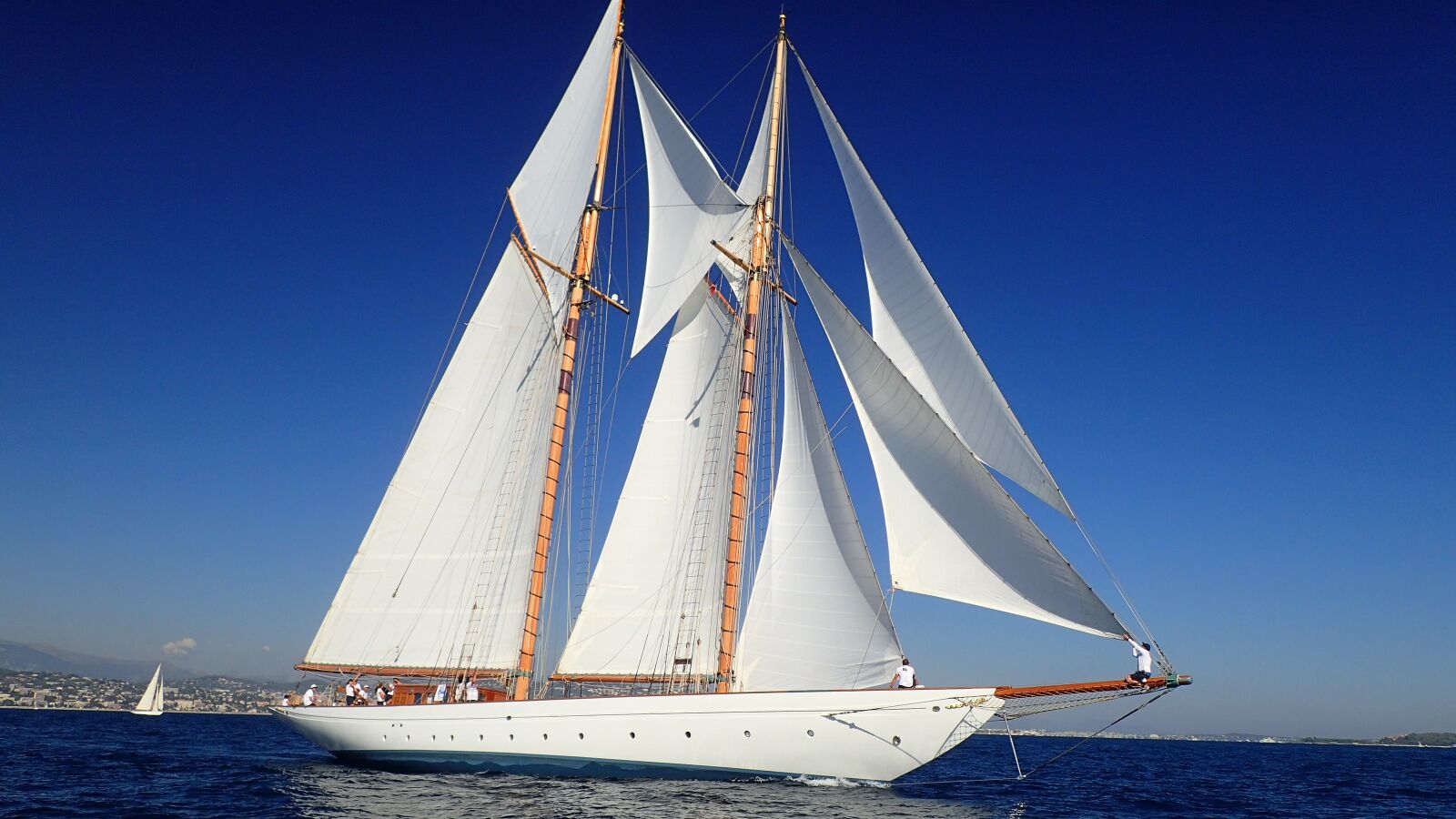 Olympus TG-4 sample photo. Boat, sailboat, sea photography