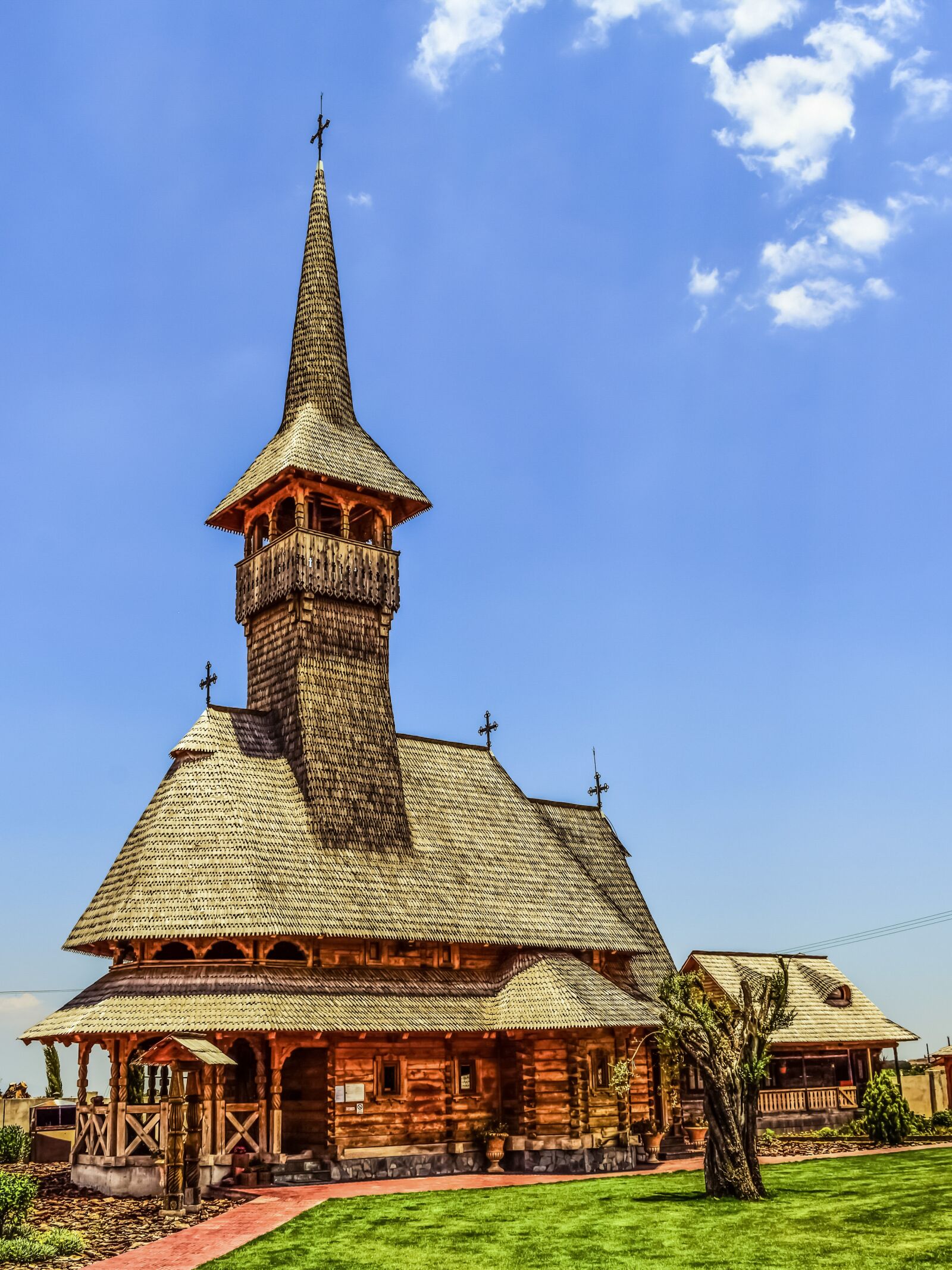 Nikon D3300 sample photo. Tamassos bishop, romanian church photography