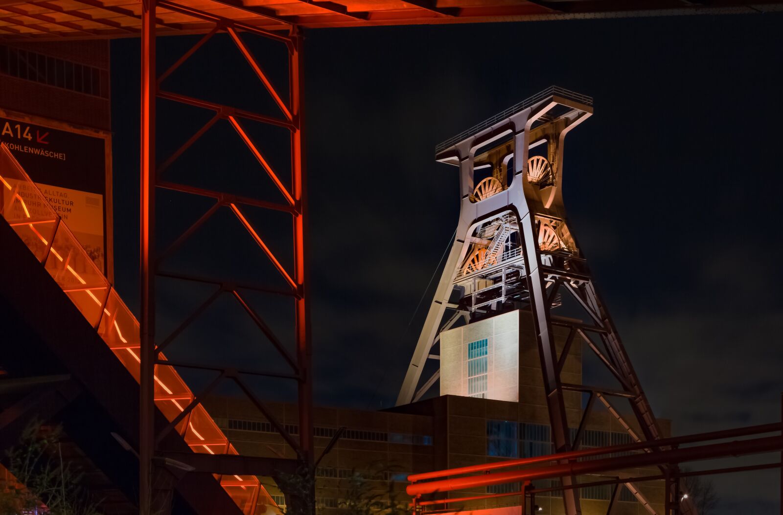 Canon EF 24-70mm F2.8L USM sample photo. Zeche zollverein, world heritage photography