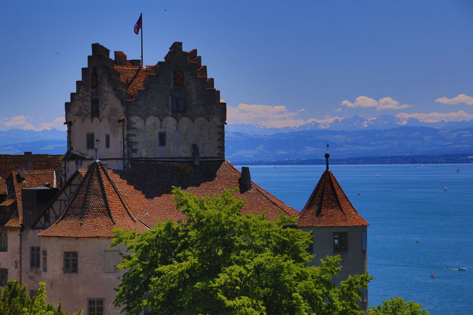 Canon EOS 7D Mark II sample photo. Meersburg, lake constance, architecture photography