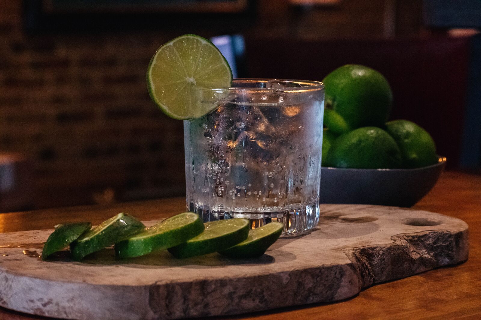 Nikon D5600 sample photo. Cocktail, gin, tonic photography