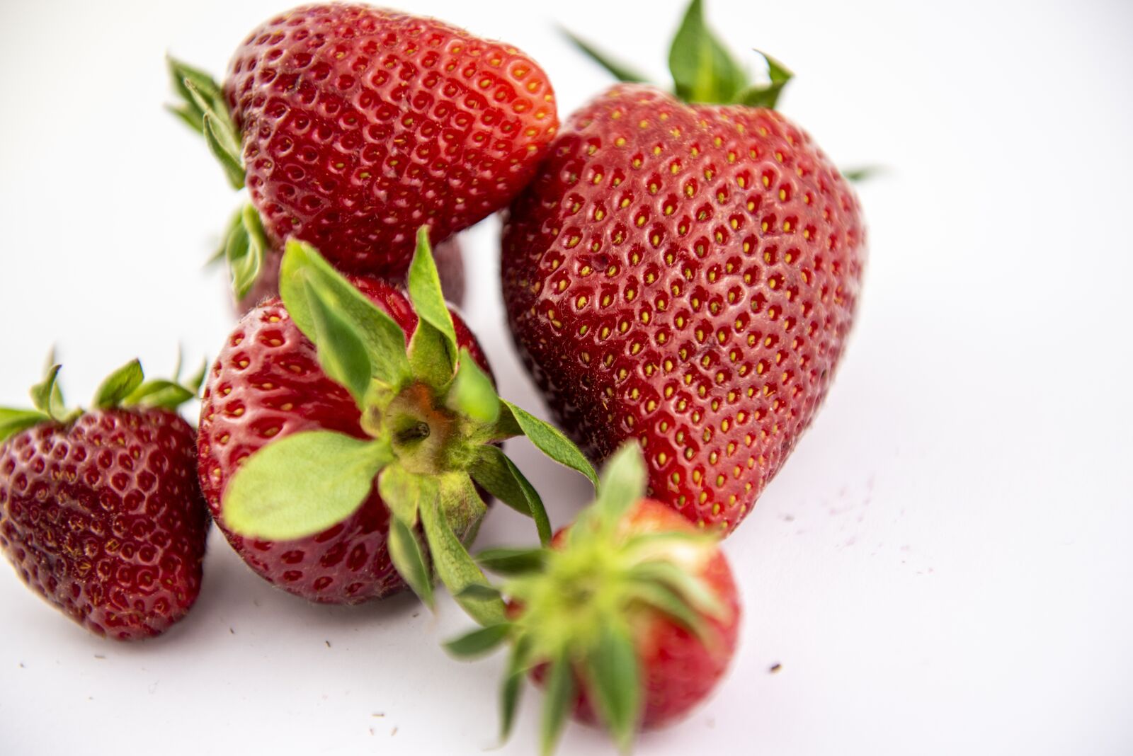 Nikon D750 sample photo. Strawberry, fruit, vitamin photography