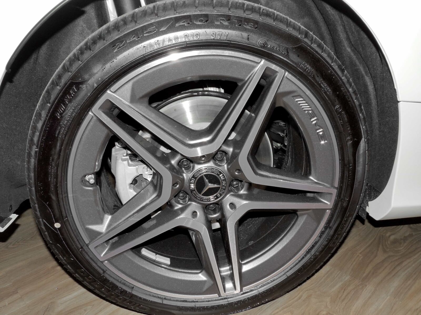 Nikon Coolpix P520 sample photo. Alloy, car, metal, parquet photography