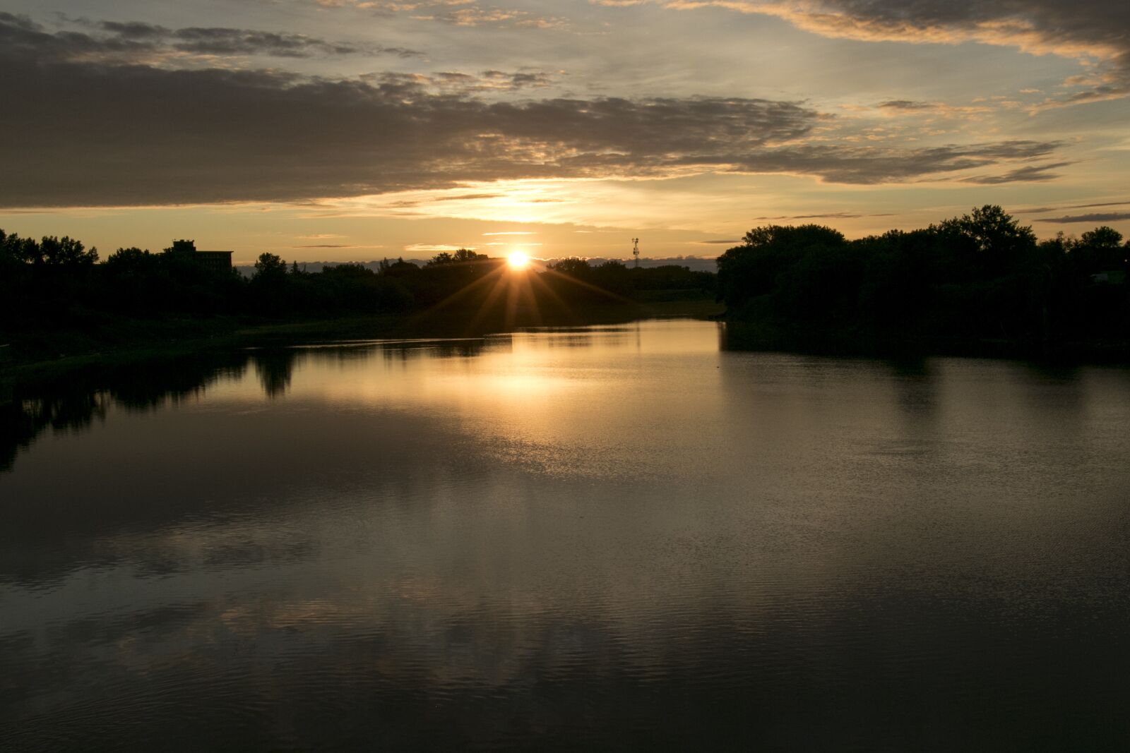 Canon EOS 7D Mark II sample photo. Sunset, reflection, dawn photography
