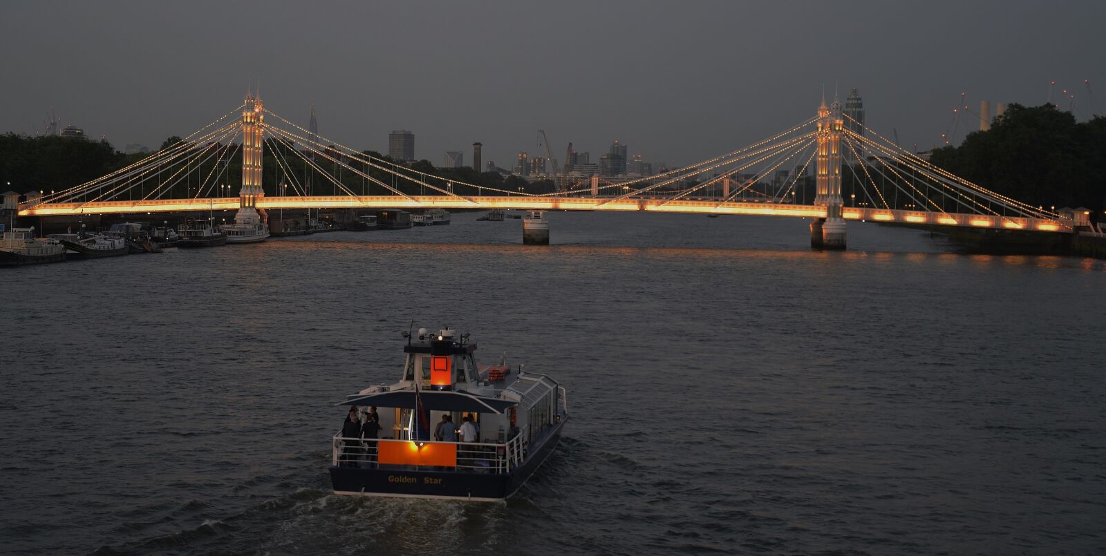 Nikon D800 sample photo. Thames, river, cruise photography