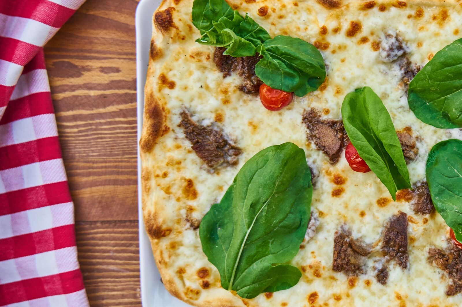 Sony a7R II sample photo. Pizza, food, meat photography