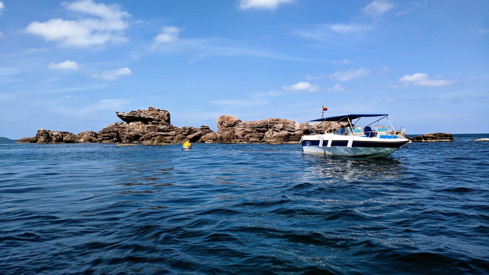Google Pixel XL sample photo. Phu quoc, vietnam, boat photography