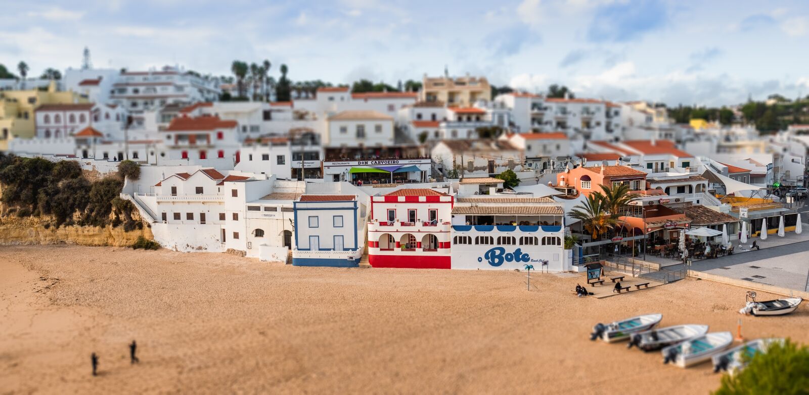 Fujifilm X-T2 + Fujifilm XF 16mm F1.4 R WR sample photo. Carvoeiro, portugal, beach photography