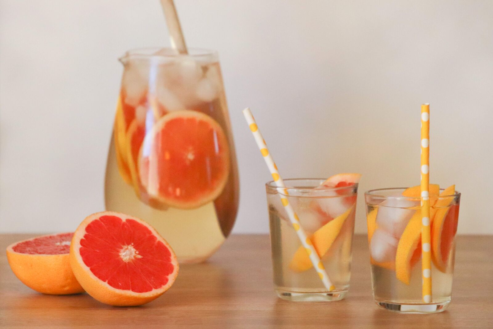 Canon EOS 800D (EOS Rebel T7i / EOS Kiss X9i) sample photo. Grapefruit, pomelos, glacé photography
