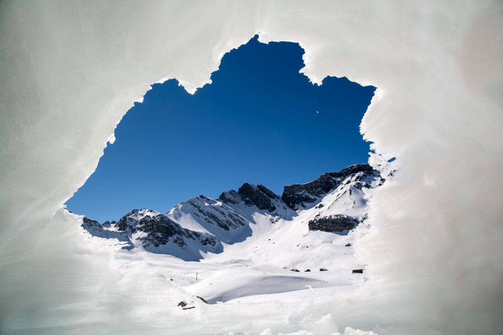Canon EF 24-105mm F4L IS USM sample photo. Winter, mountains, snow photography
