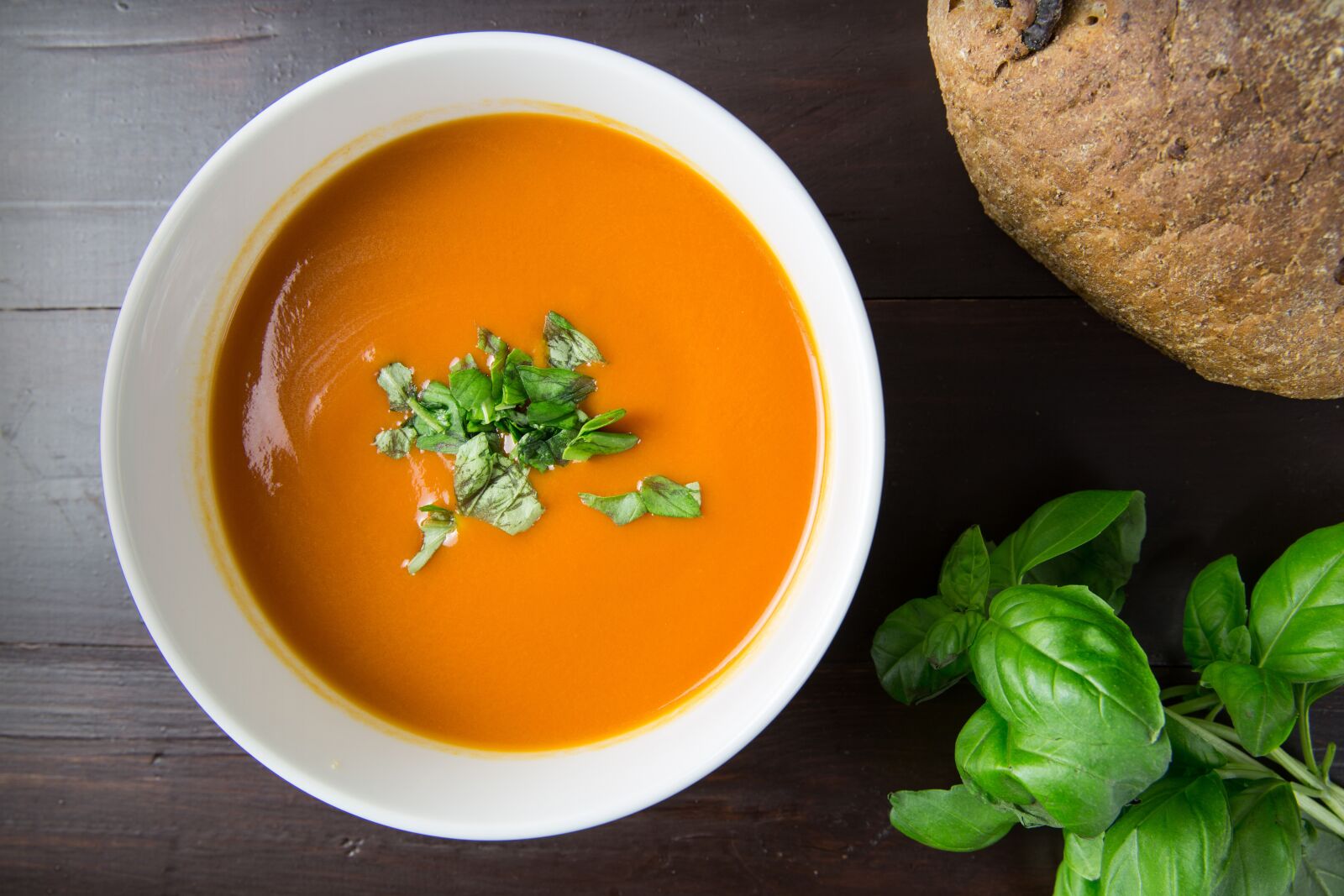 Canon EF 24-70mm F2.8L II USM sample photo. Soup, tomato, bowl photography