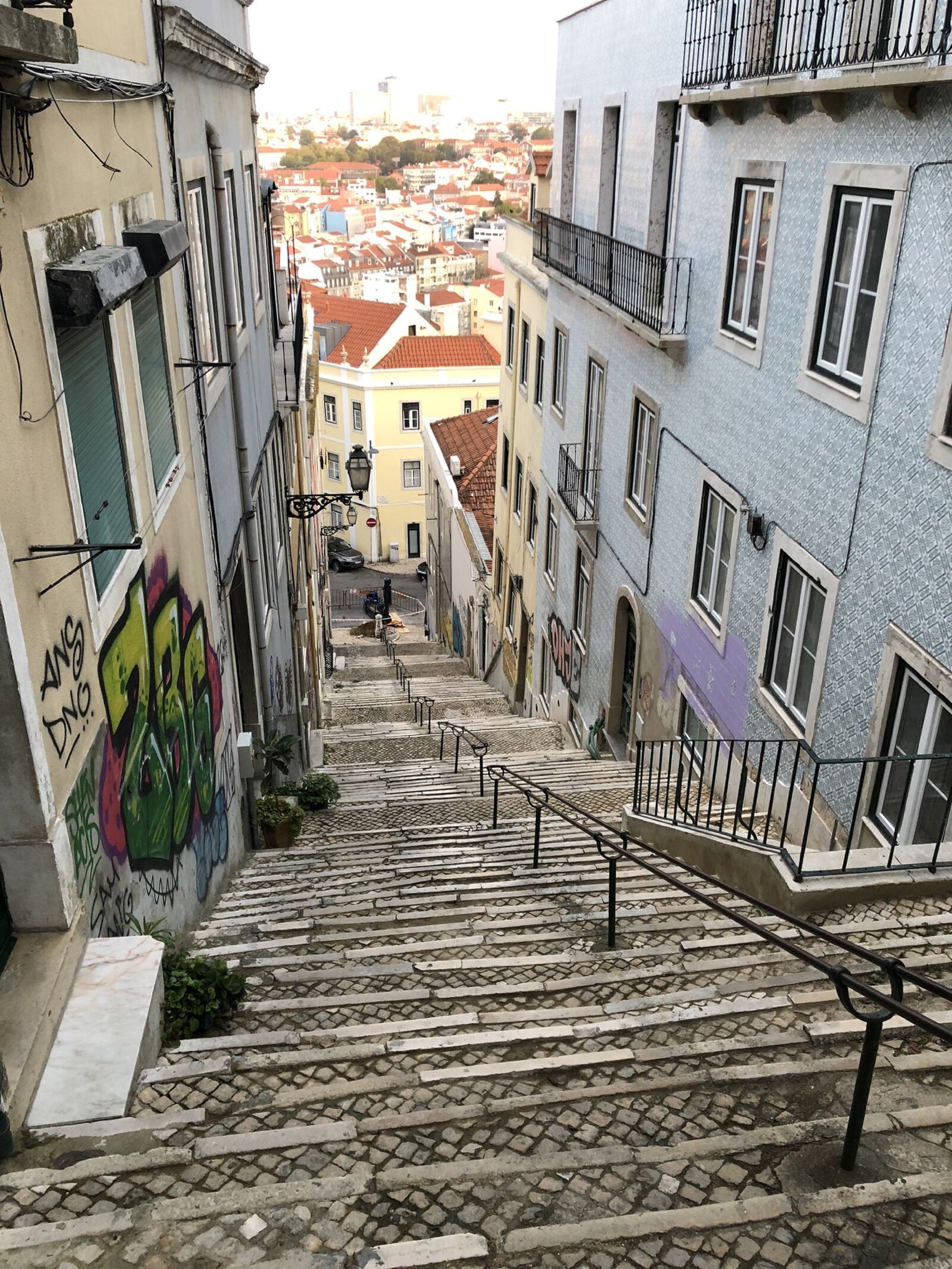 iPhone X back dual camera 4mm f/1.8 sample photo. Old, stairs, lisbon photography
