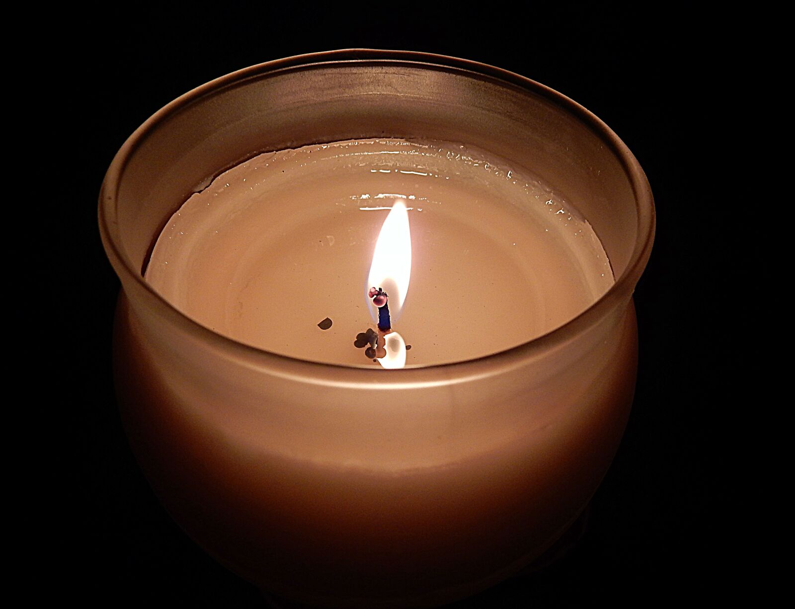 Nikon Coolpix S9900 sample photo. Candle, light, night light photography