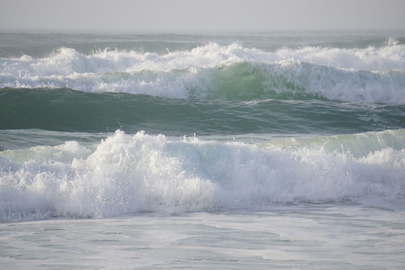 Sony E 55-210mm F4.5-6.3 OSS sample photo. Sea, waves, energy photography