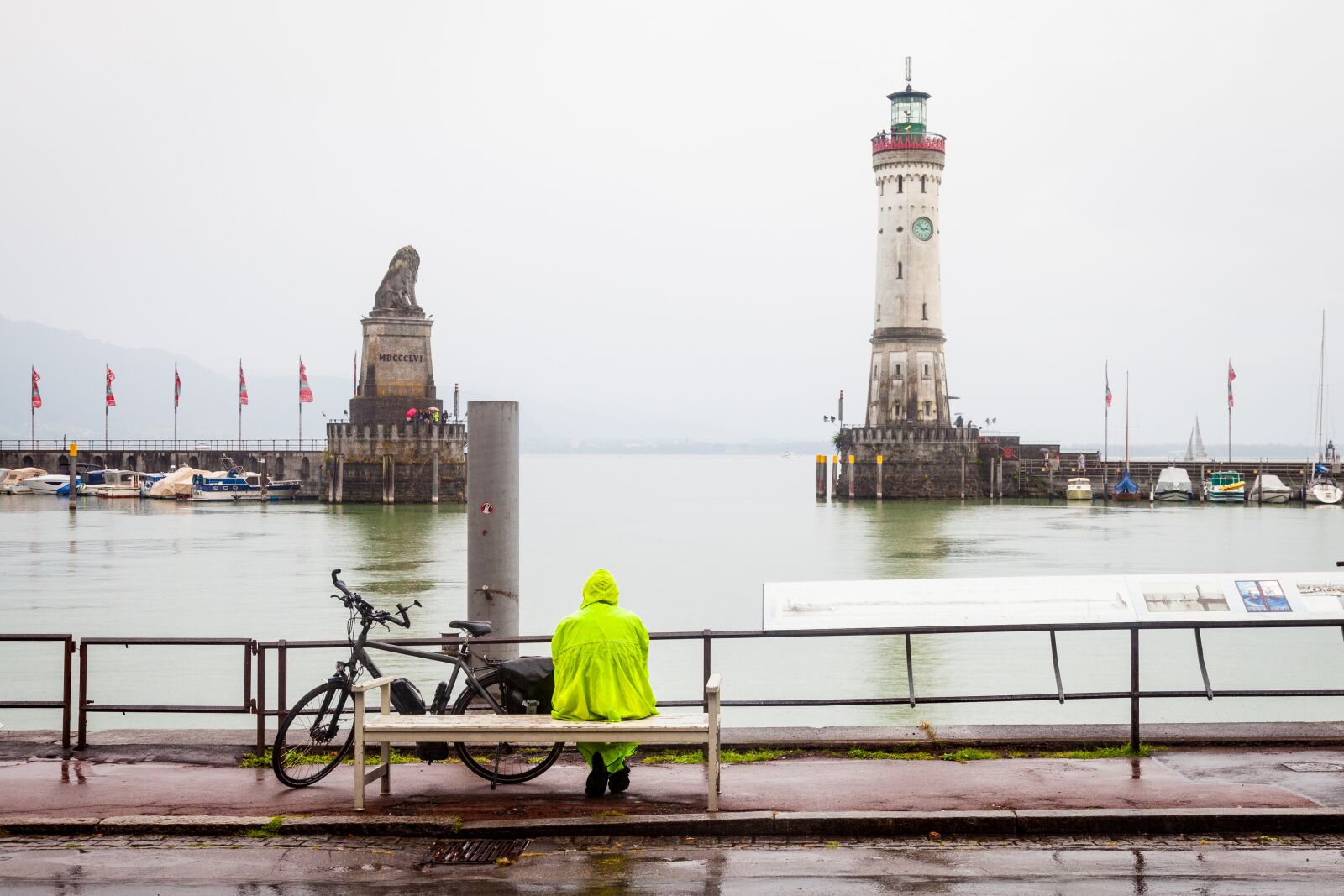 Canon EOS 5D Mark II sample photo. Lindau, lake constance, harbour photography