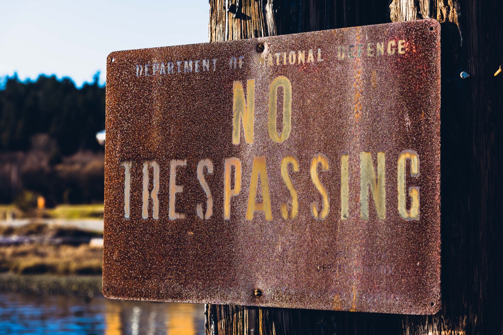 Nikon D750 sample photo. No trespassing, sign, department photography
