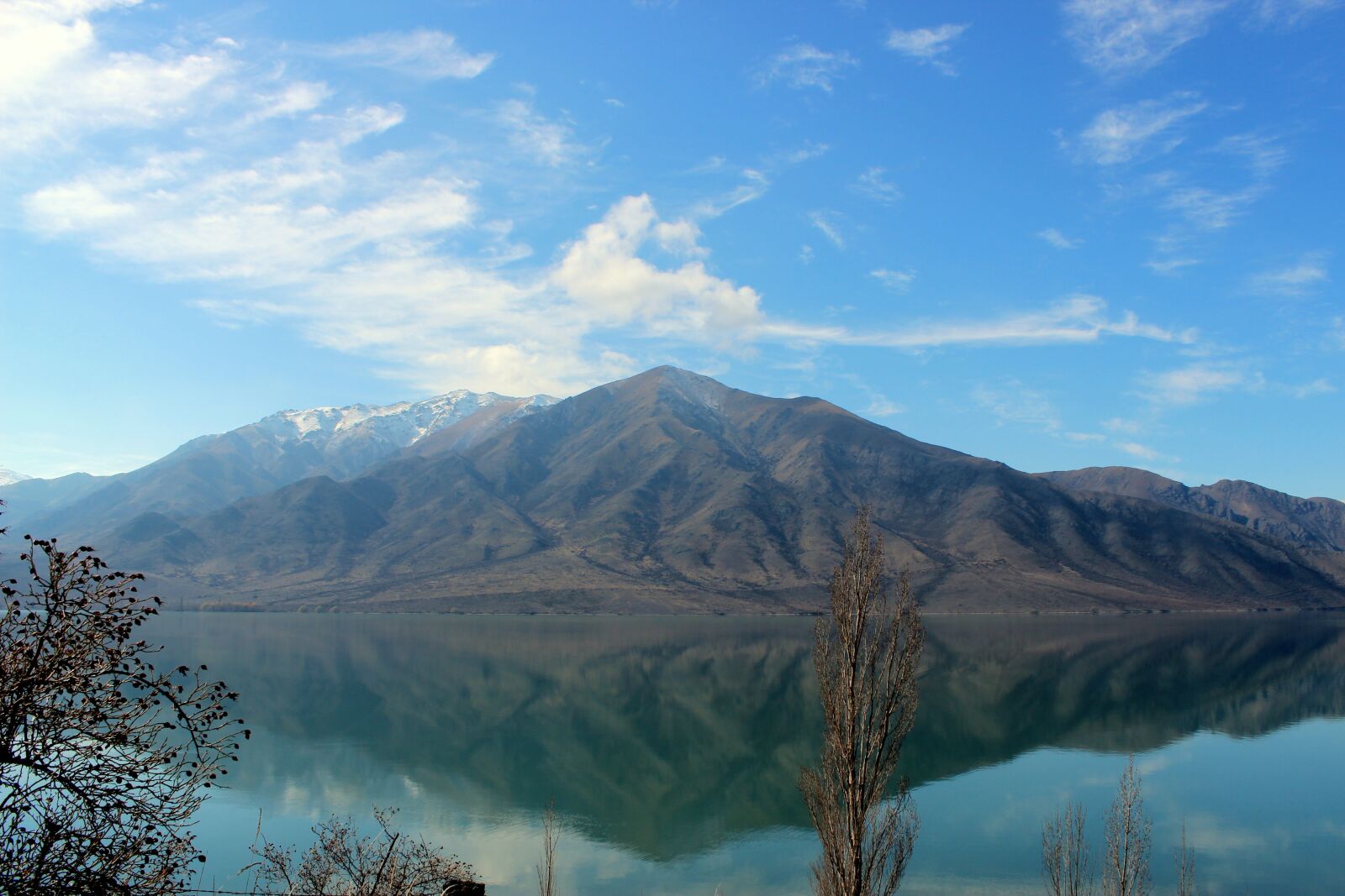 Canon EOS 600D (Rebel EOS T3i / EOS Kiss X5) sample photo. Mirror lake, lake, mirroring photography