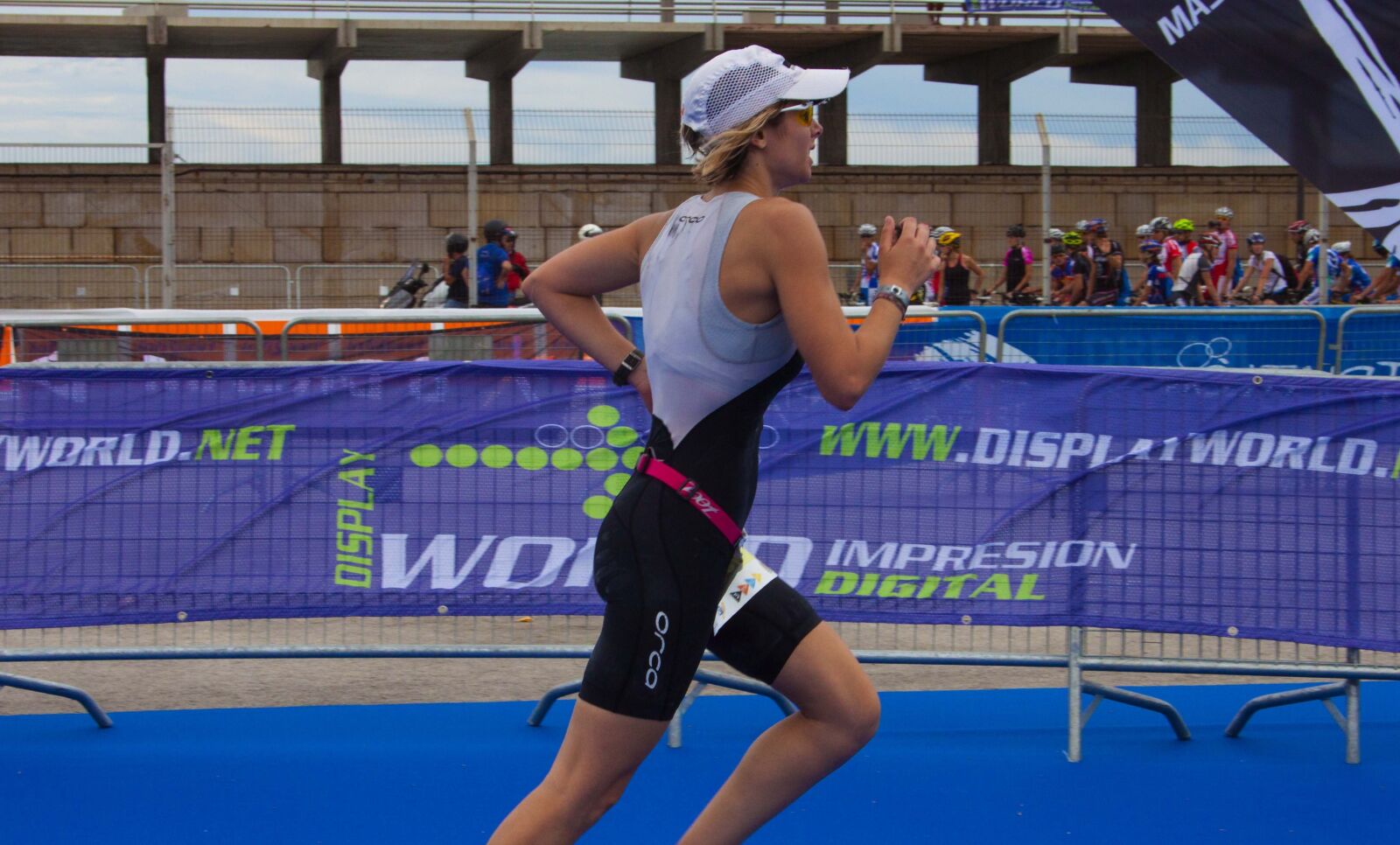 Canon EF-S 18-55mm F3.5-5.6 II sample photo. Sport, career, athlete photography
