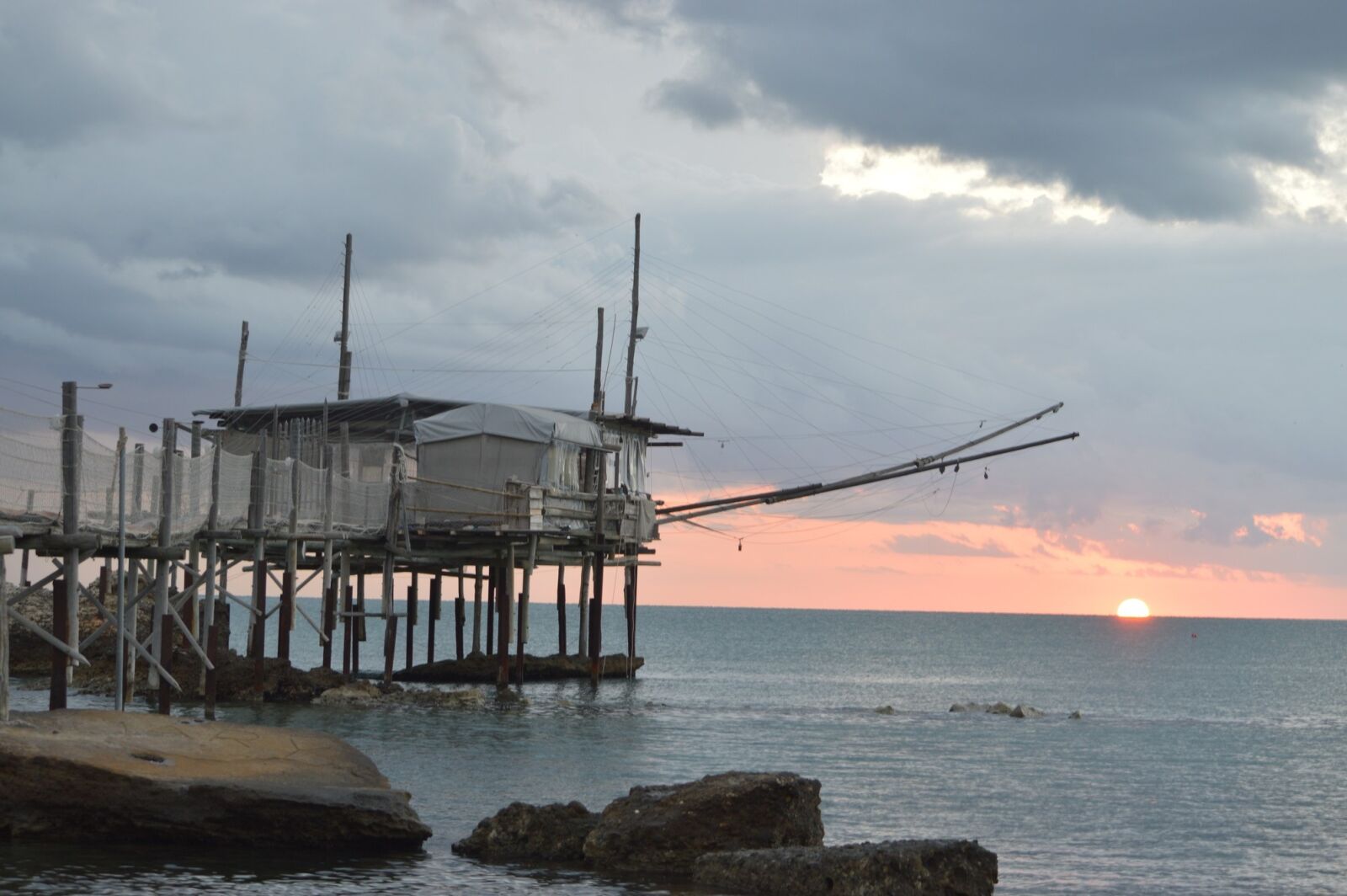 Nikon D3200 sample photo. Overflow, sea, abruzzo photography