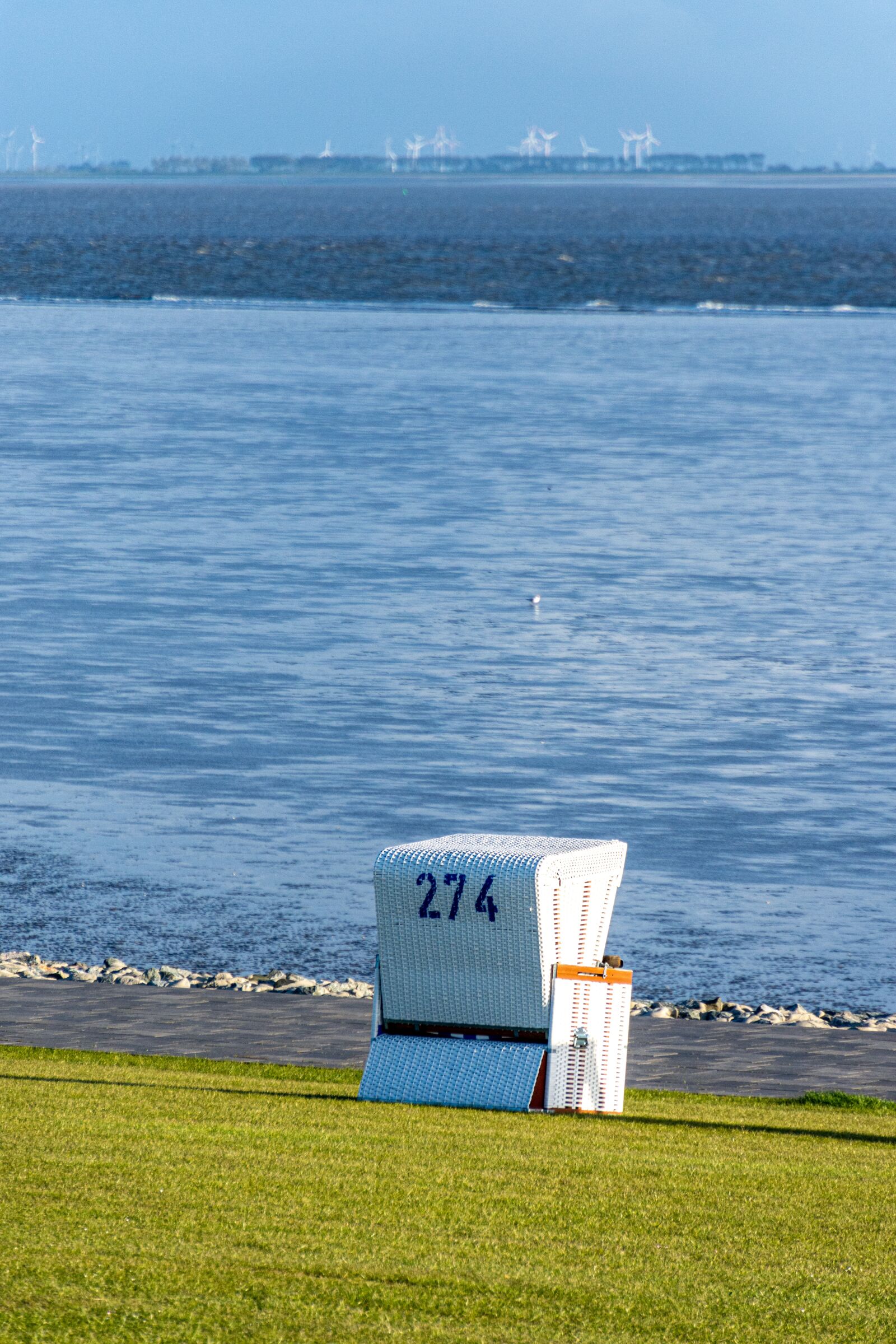 Nikon D7200 sample photo. Beach chair, green beach photography