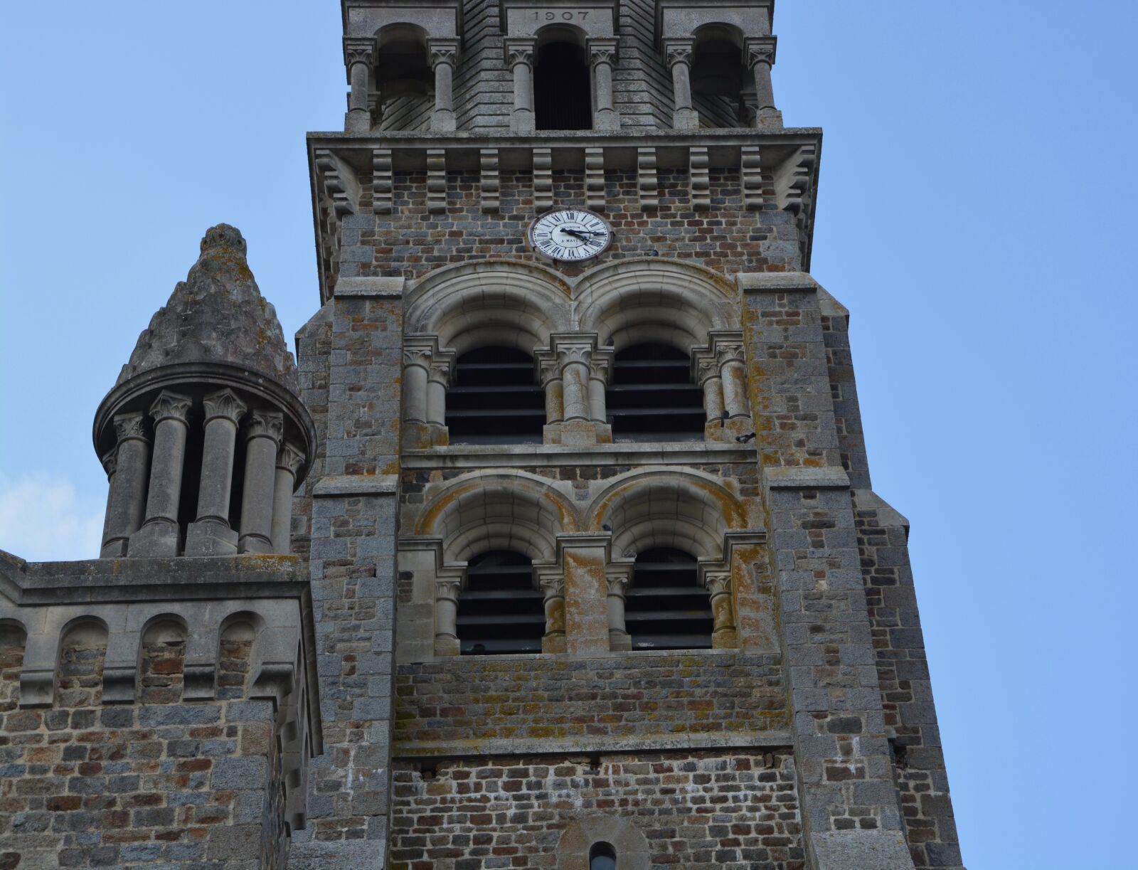 Nikon D5200 sample photo. Church tinteniac, bell tower photography