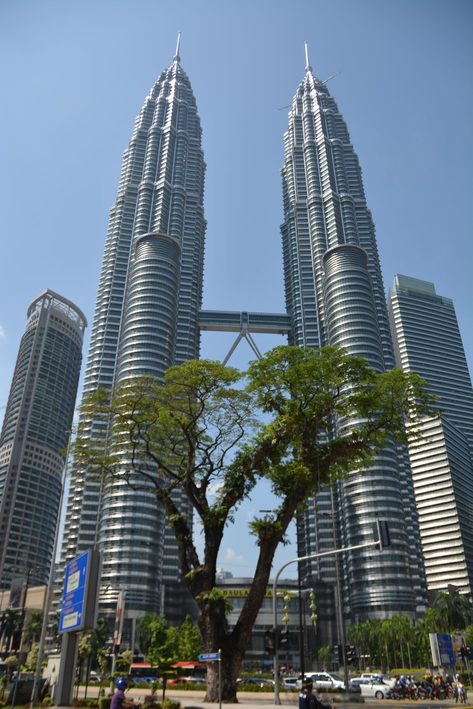 Nikon D5200 sample photo. Petronas towers, twin towers photography