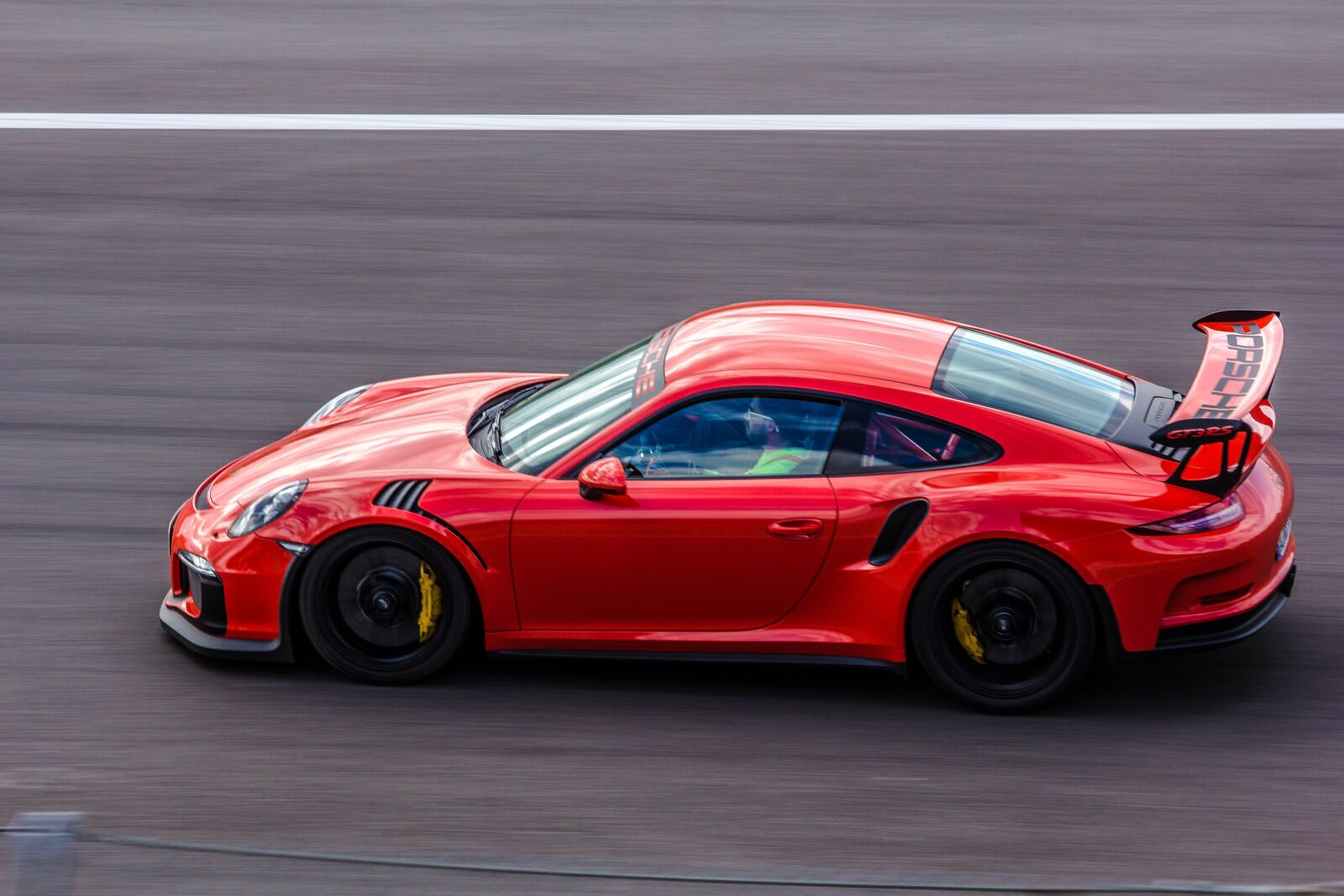Canon EF 70-300mm F4-5.6 IS USM sample photo. Porsche, race, nürburgring photography