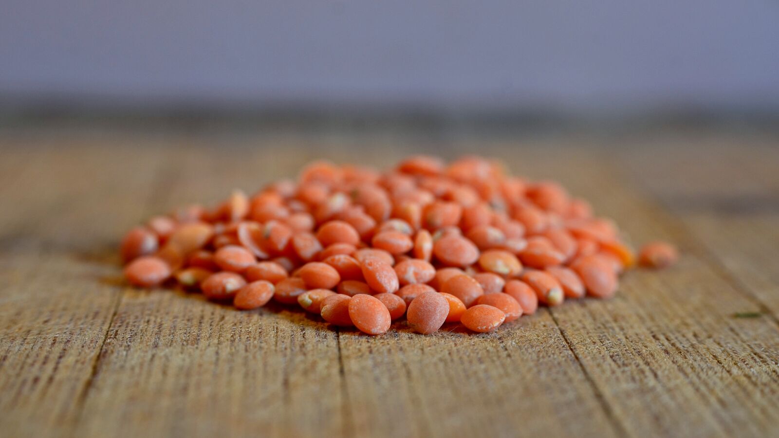 Nikon D7000 sample photo. Lentil, red lentils, cooking photography
