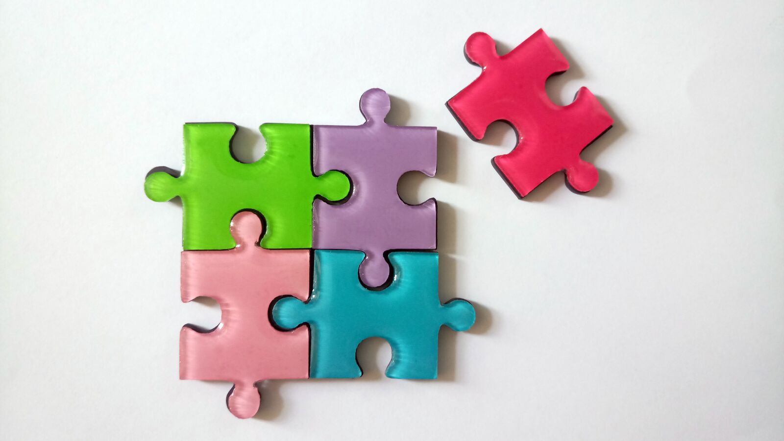 SHIFT 6M sample photo. Puzzle, cooperation, outsider photography