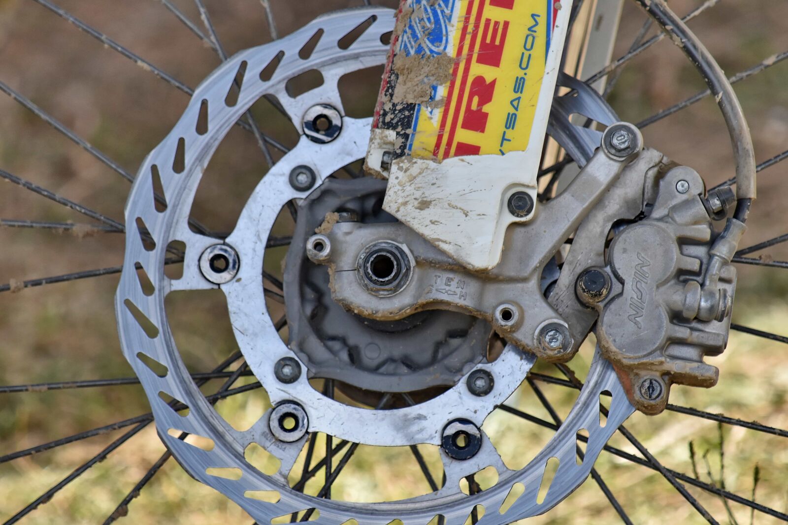 Nikon D5500 sample photo. Brake, circle, details, metallic photography