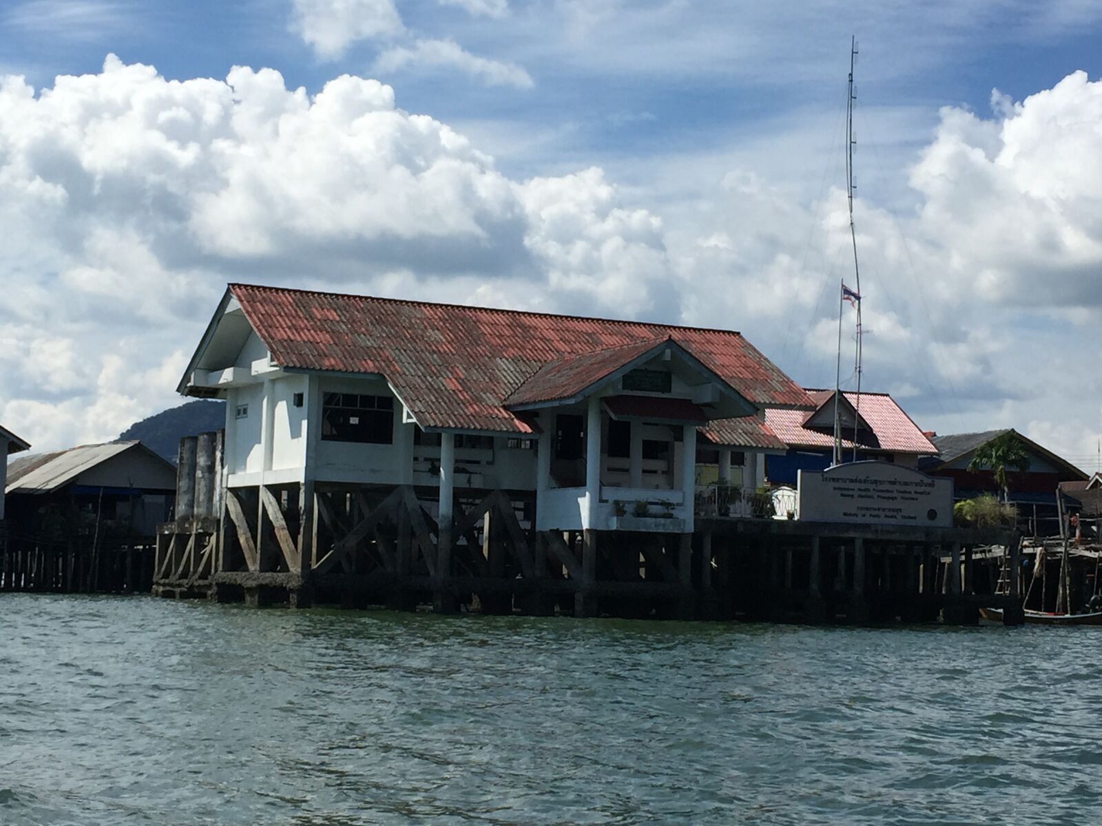 iPhone 6 Plus back camera 4.15mm f/2.2 sample photo. On the water, villa photography