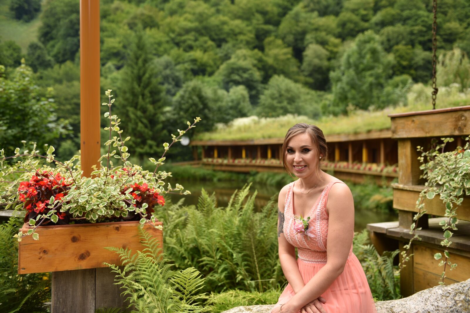Nikon D750 sample photo. Woman, pretty, lake photography