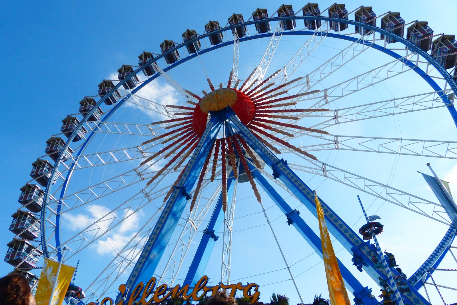 Panasonic Lumix DMC-FZ200 sample photo. Ferris wheel, pointed bummel photography
