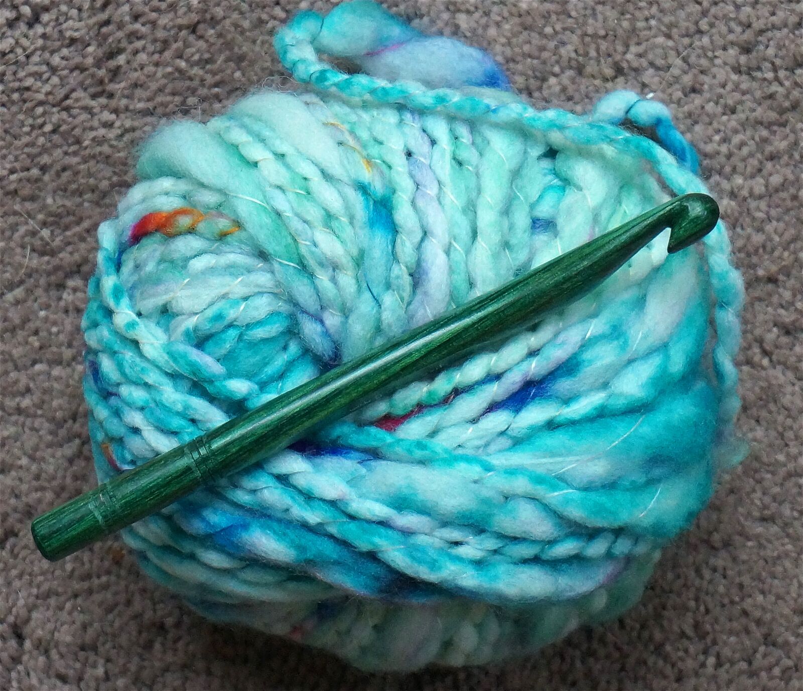 Sony Alpha NEX-5T sample photo. Yarn, variegated, crochet photography
