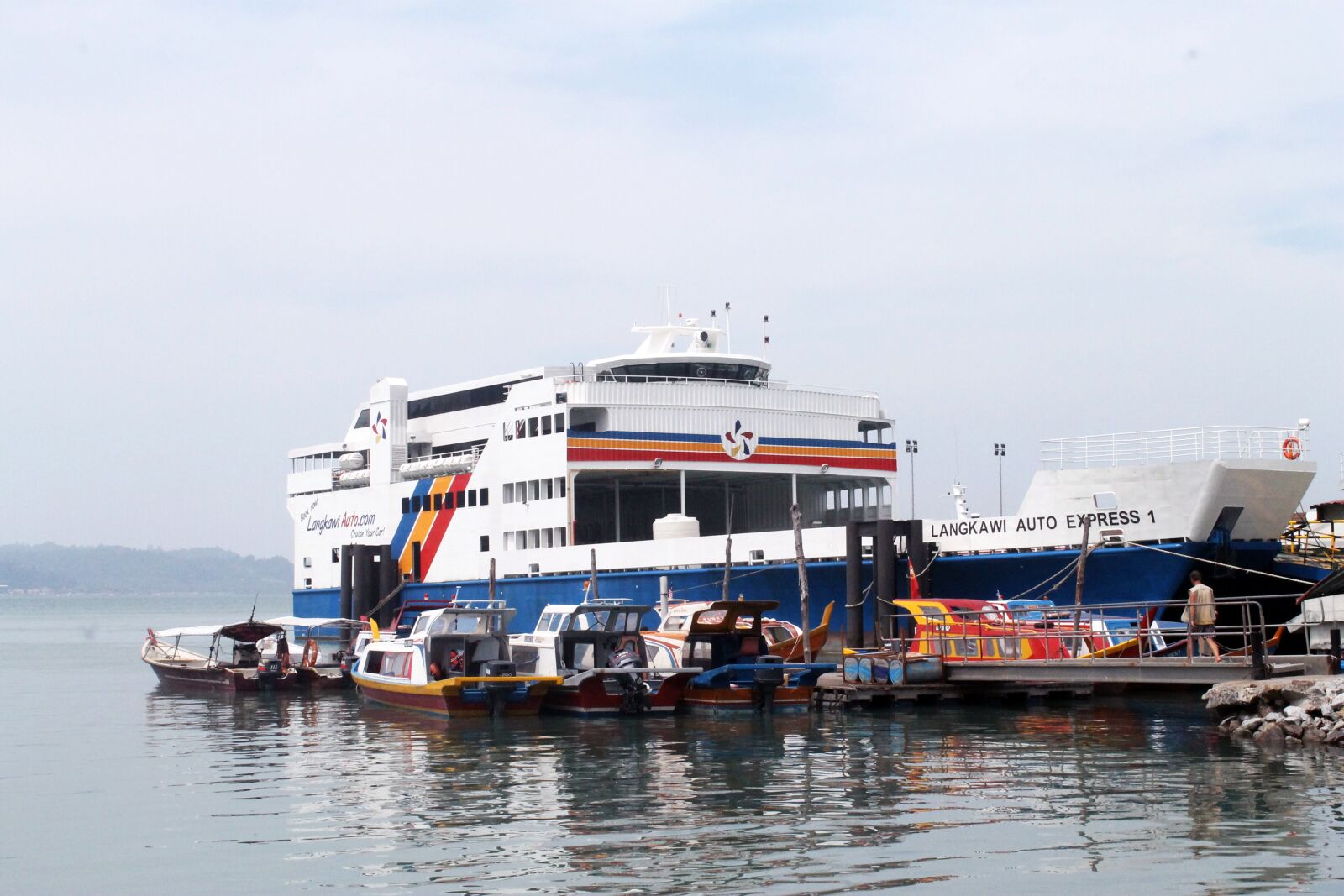 Canon EOS 1100D (EOS Rebel T3 / EOS Kiss X50) sample photo. Ferry, malaysia, langkawi photography
