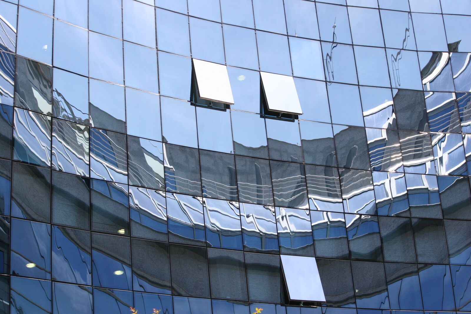 Canon EOS 20D sample photo. Glass, skyscraper, windows photography