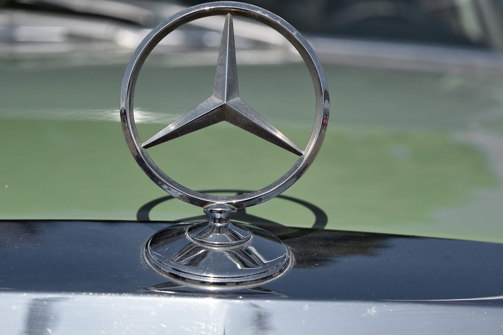 Nikon D5500 sample photo. Expensive, germany, nostalgia, symbol photography
