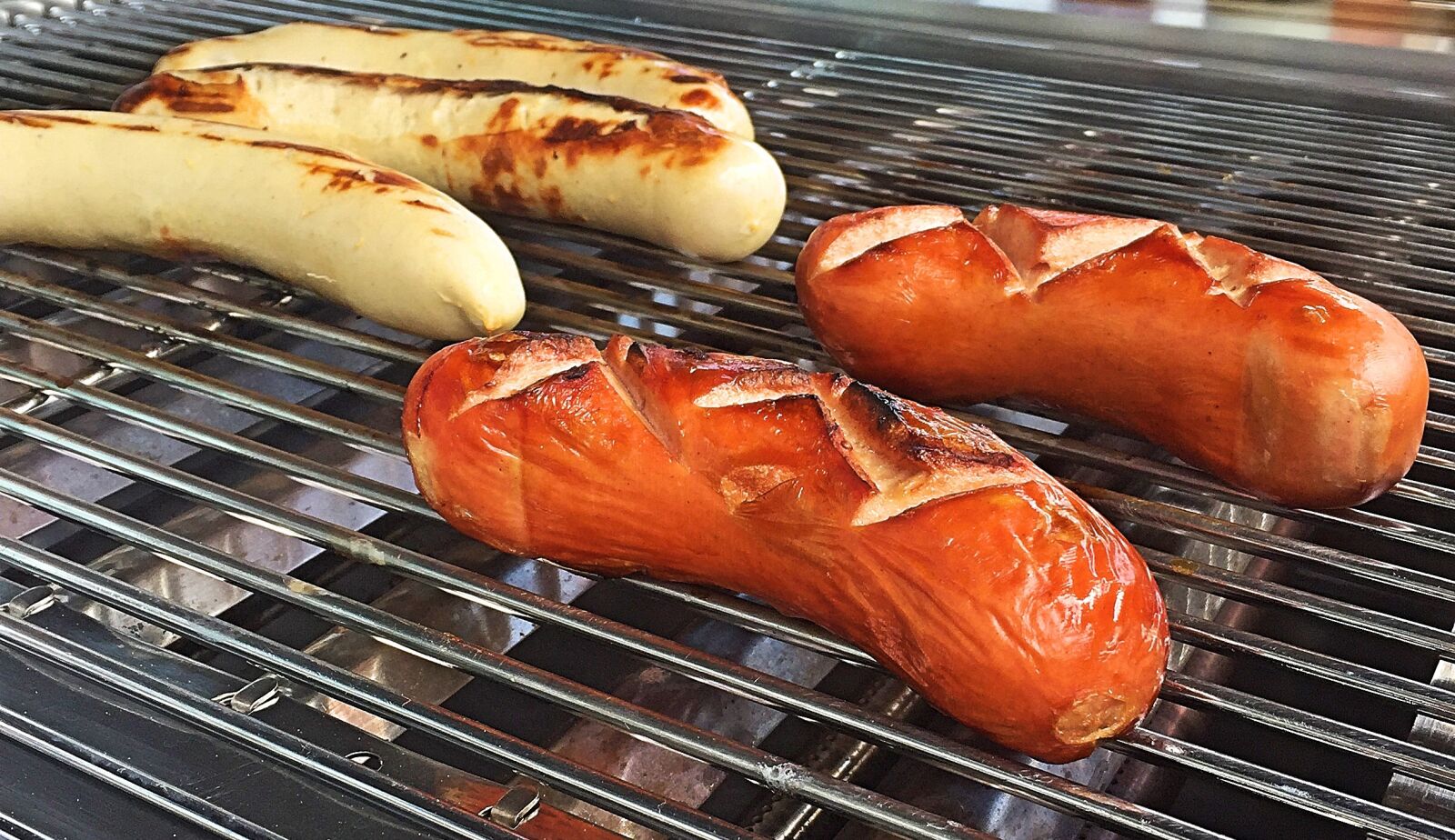 Apple iPhone 6 sample photo. Sausage, grill, barbecue photography