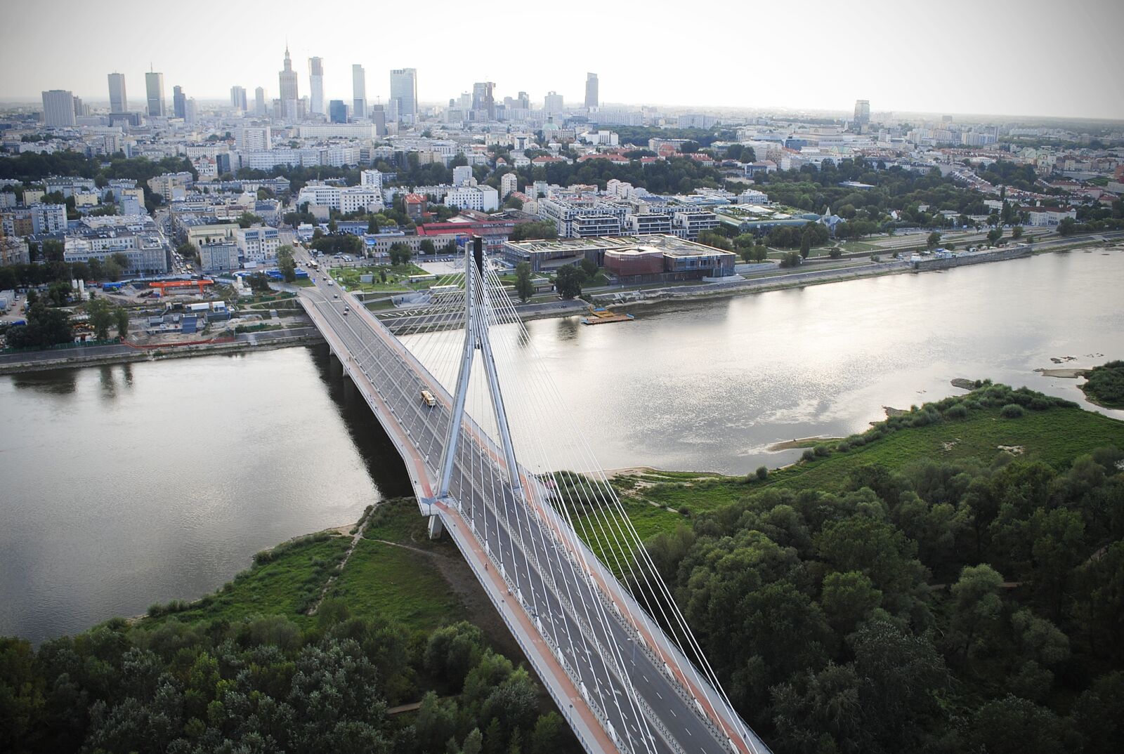 Nikon D3000 sample photo. Warsaw, the capital of photography