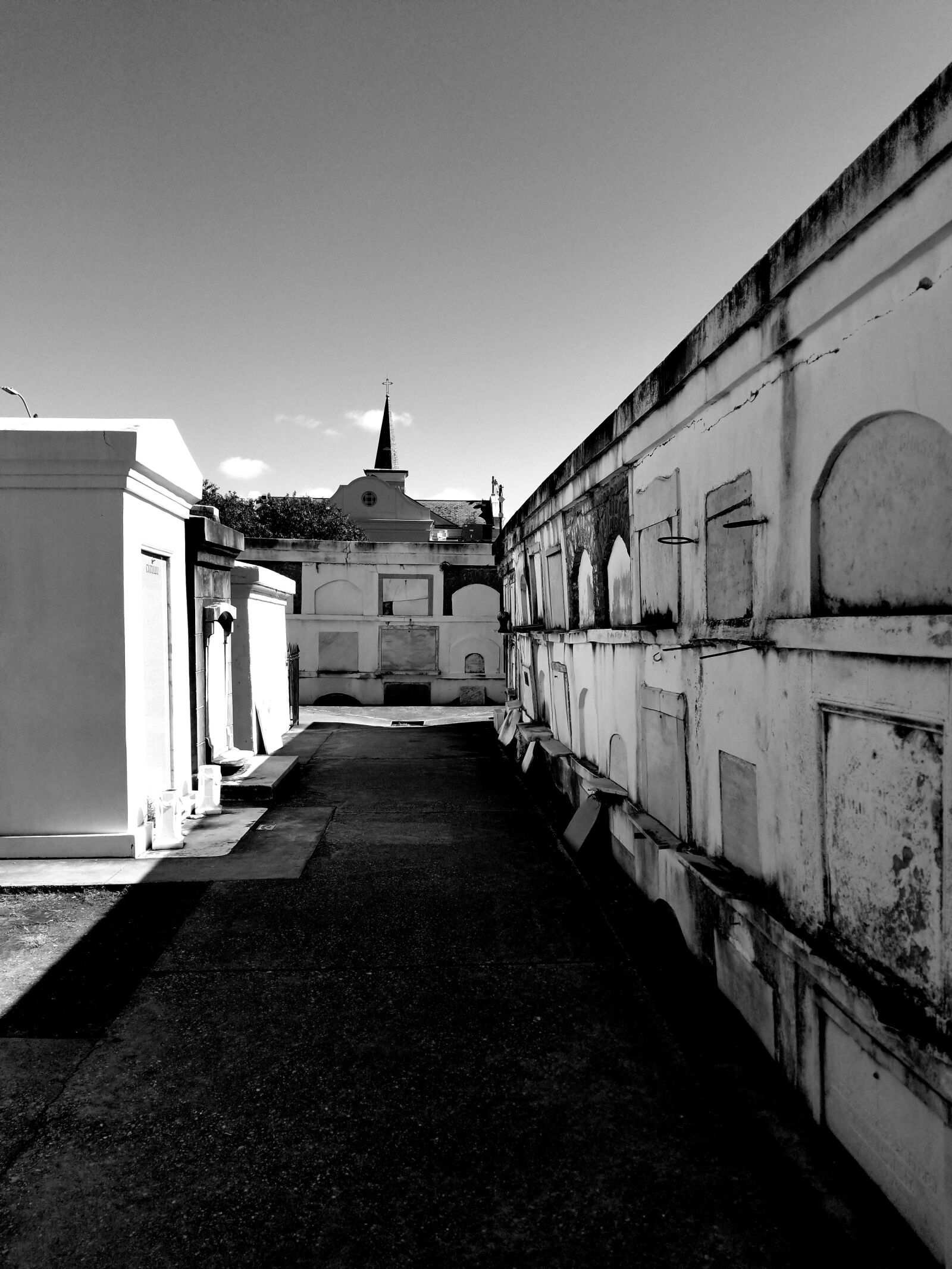 Samsung Galaxy S8+ sample photo. Cemetery, grave, graveyard photography