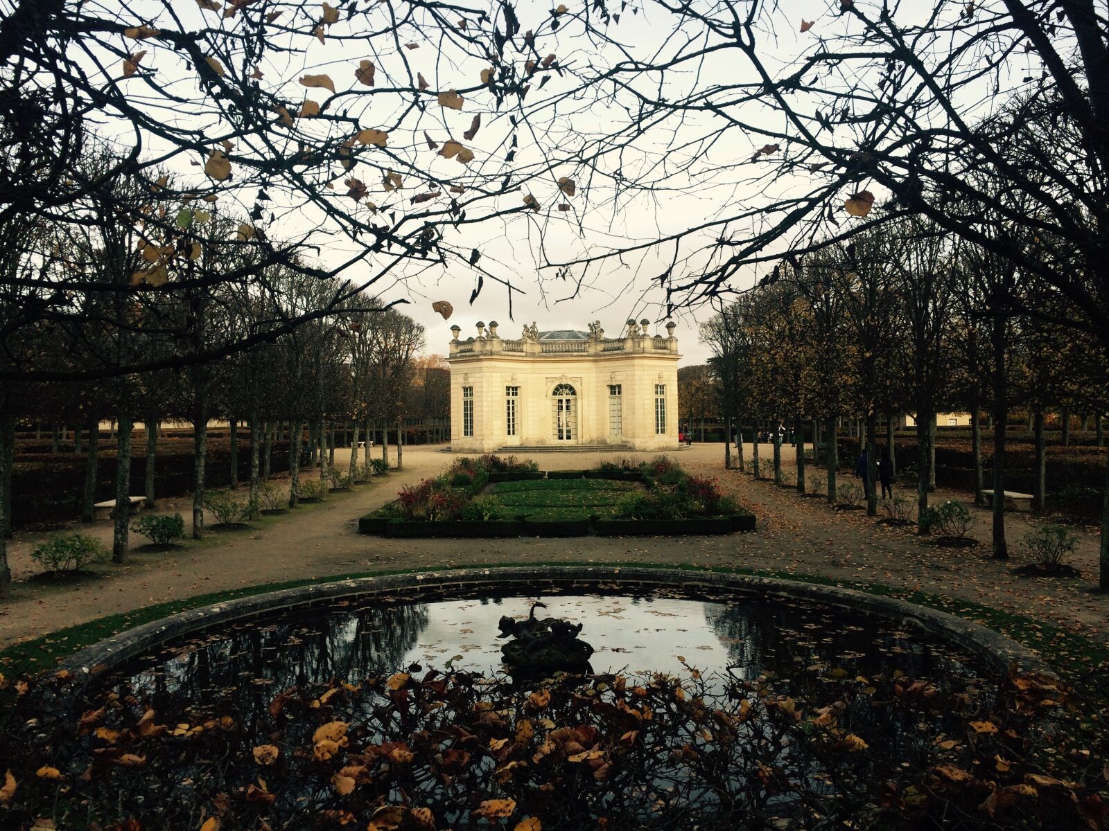 iPhone 5s back camera 4.15mm f/2.2 sample photo. France, paris, versailles photography