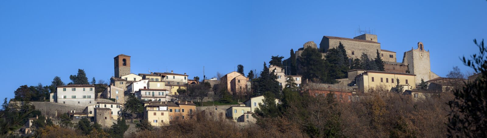 Sony Cyber-shot DSC-RX10 IV sample photo. Verucchio, romagna, landscape photography