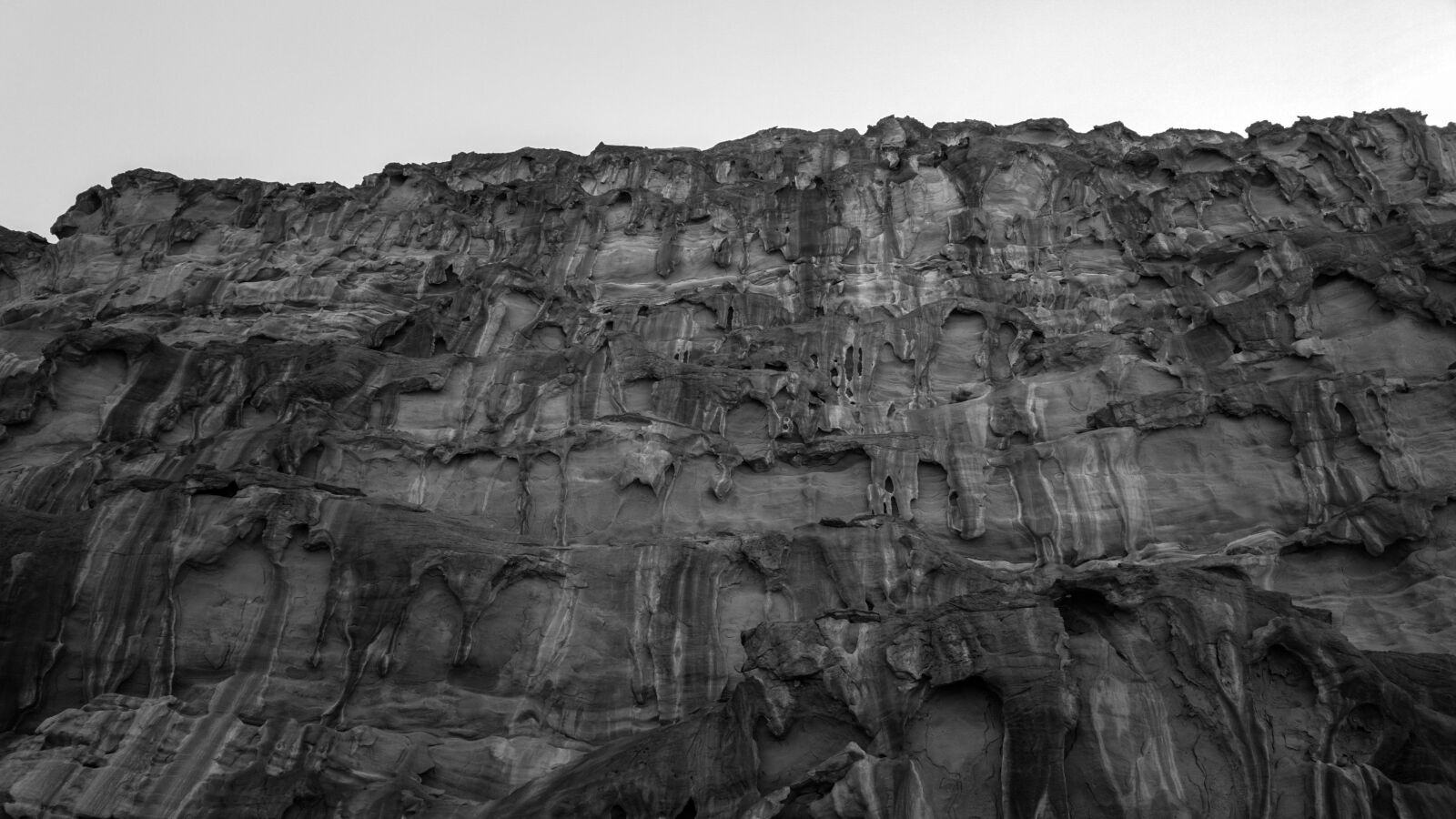 Nokia 808 PureView sample photo. Petra, jordan, cliff photography