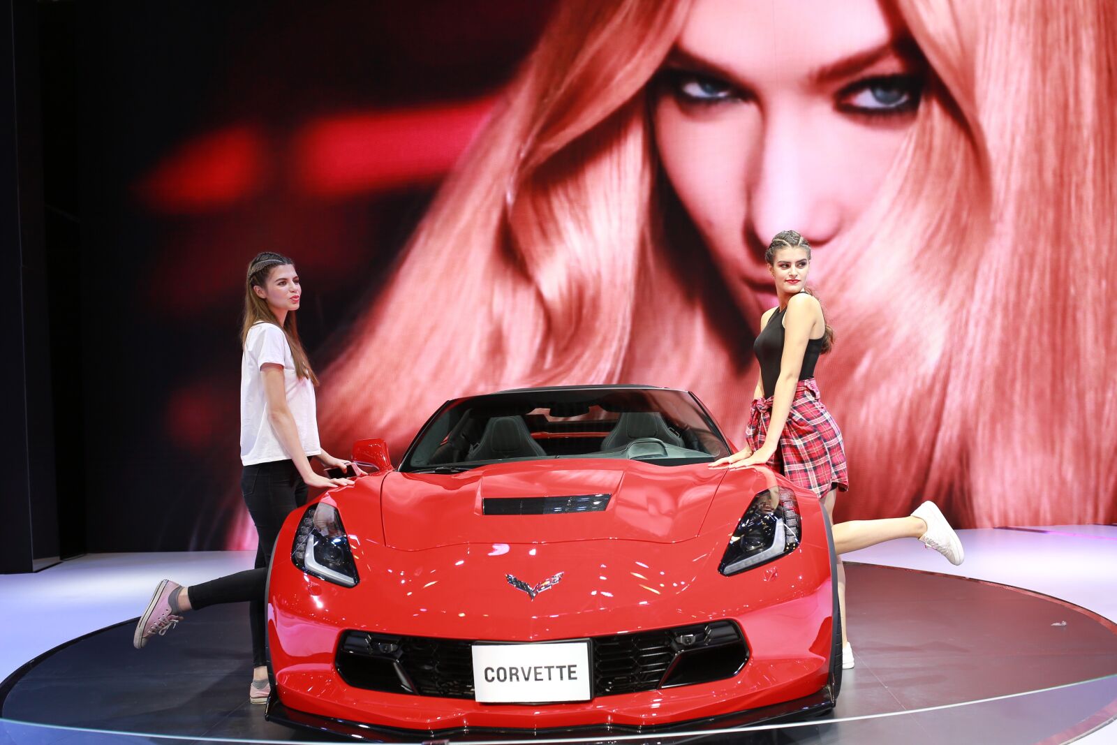 Canon EOS 5D Mark III sample photo. Car, moto show, show photography