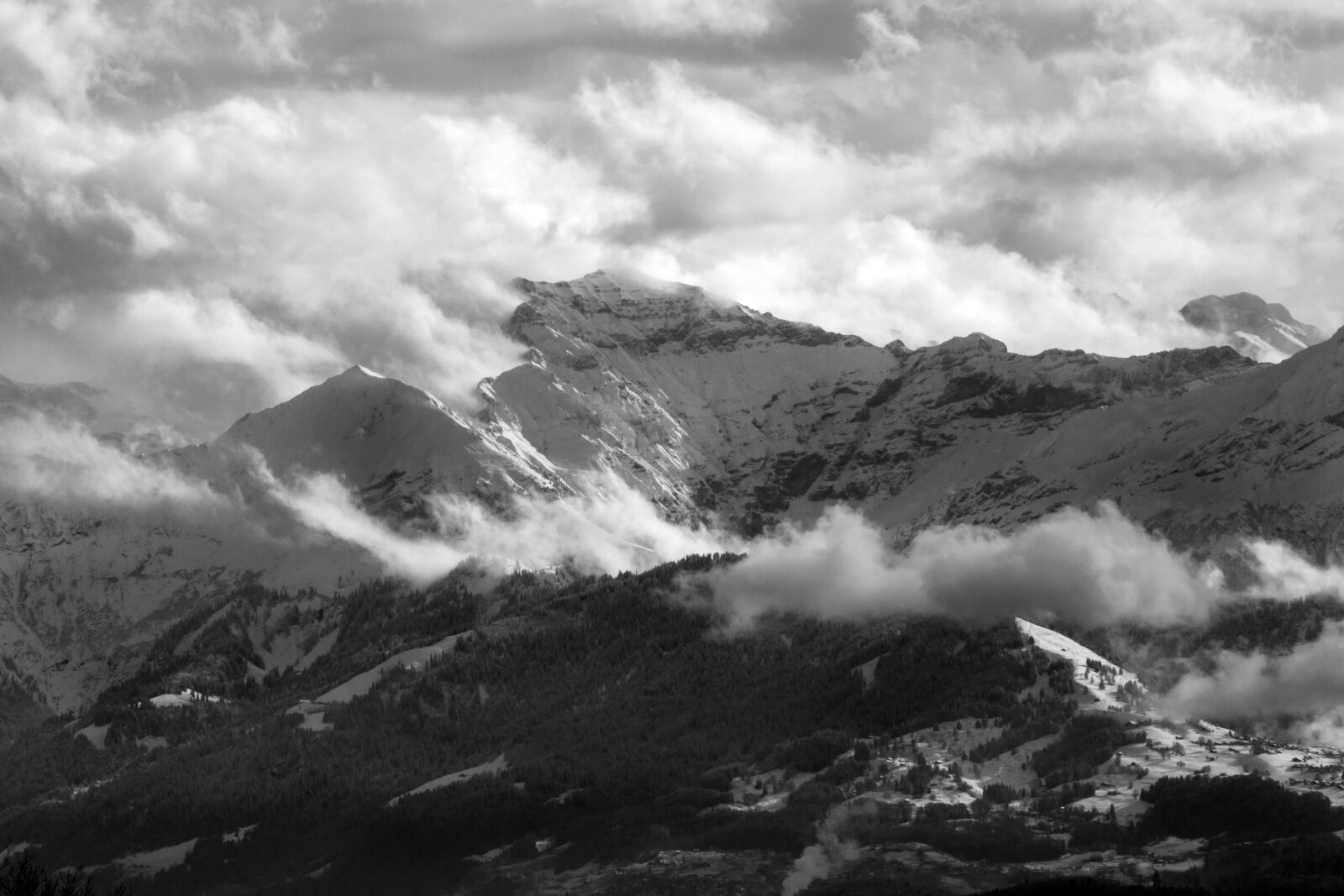 Canon EOS 5D Mark III + Canon EF 70-300mm F4.5-5.6 DO IS USM sample photo. Clouds, landscape, mountains photography