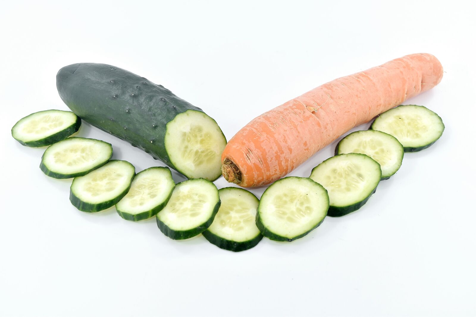 Nikon D5500 sample photo. Antioxidant, carrot, cucumber, food photography