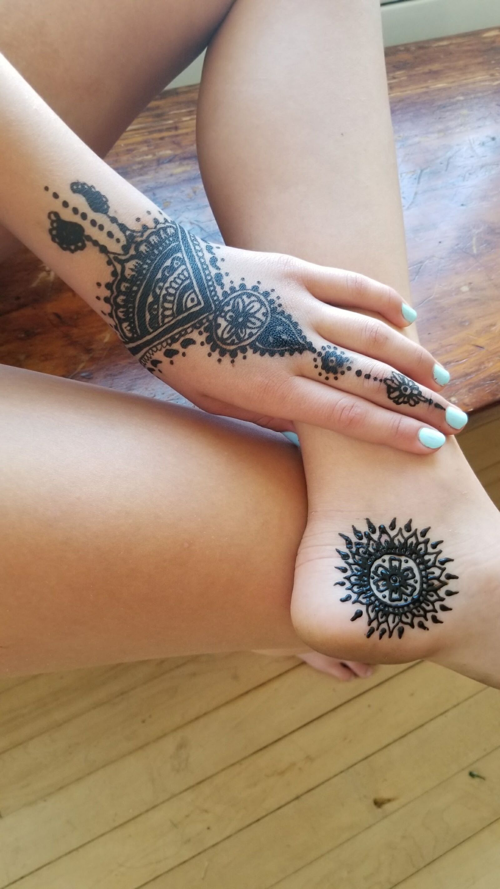 Samsung Galaxy S8 sample photo. Henna tattoos, body art photography