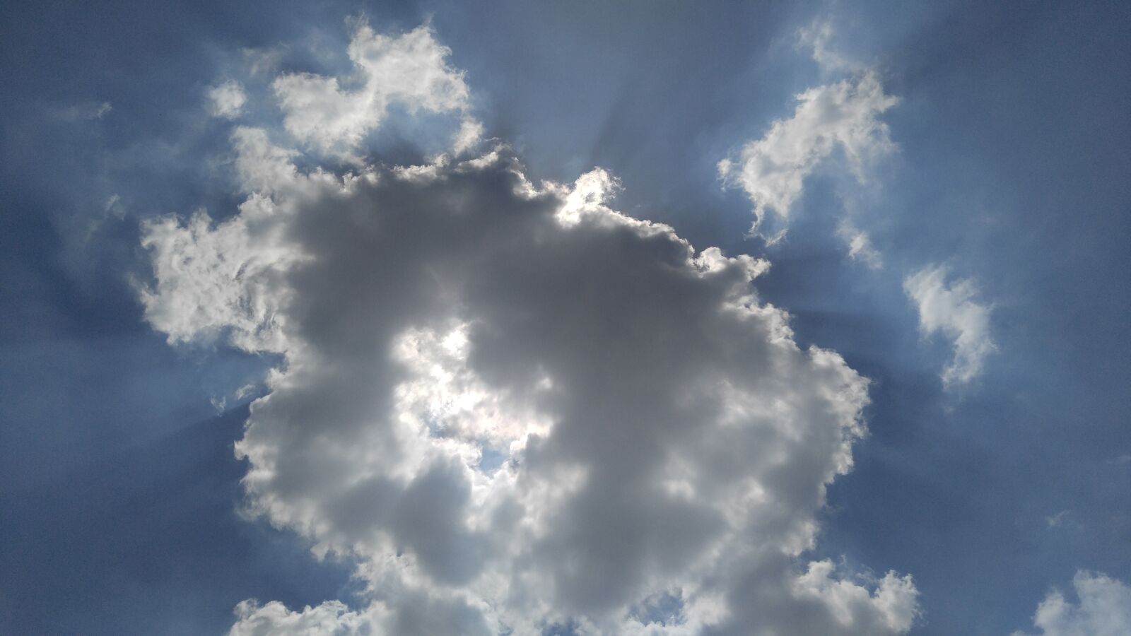 LG V10 sample photo. Big cloud, clouds, sky photography