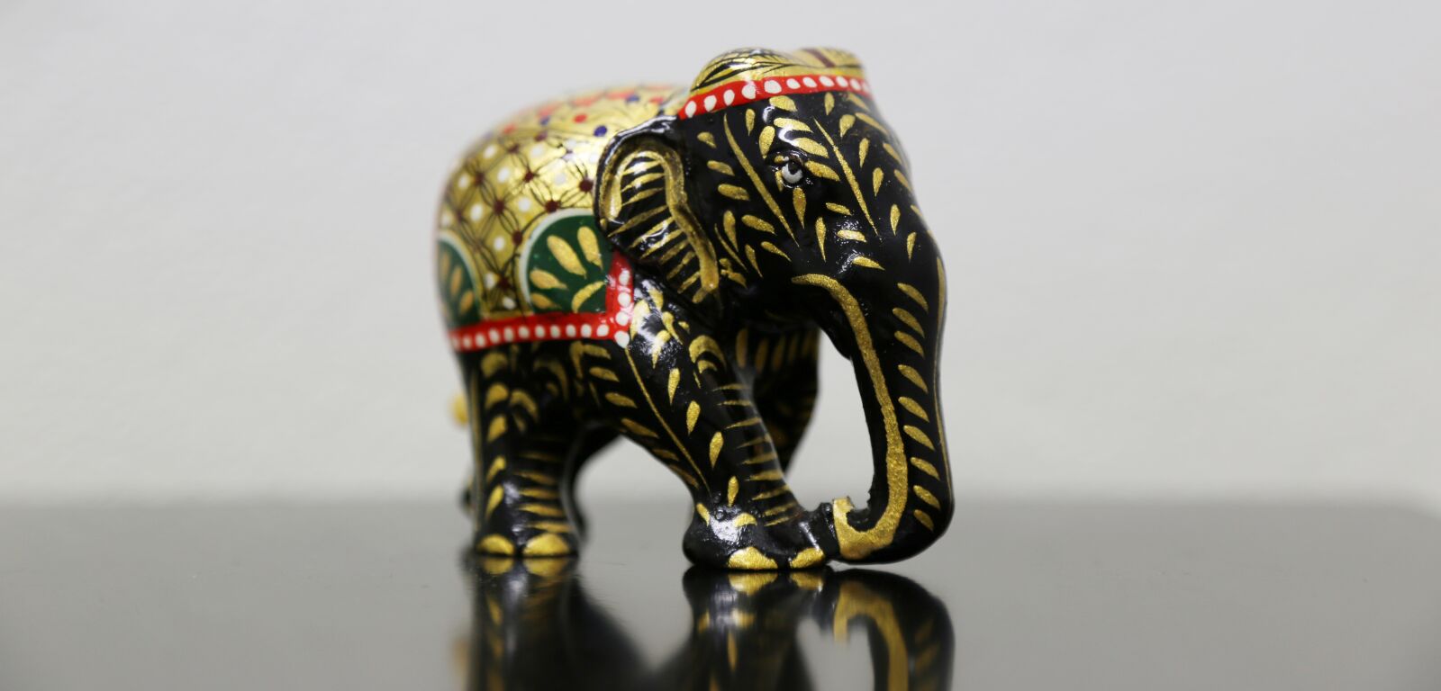 Canon EOS 6D + Canon EF 24-105mm F4L IS USM sample photo. Art, black, elephant photography