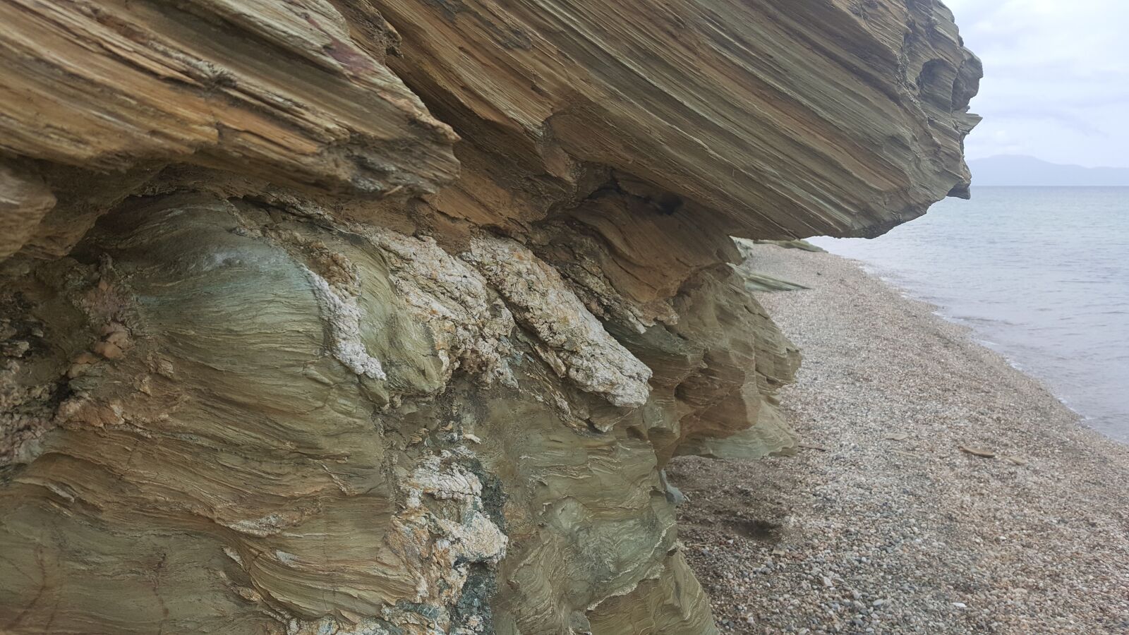 Samsung Galaxy S6 sample photo. Sea, seashore, rocks photography
